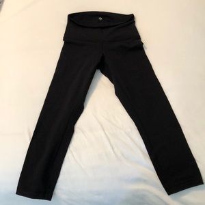 Wunder Under cropped high rise lululemon leggings